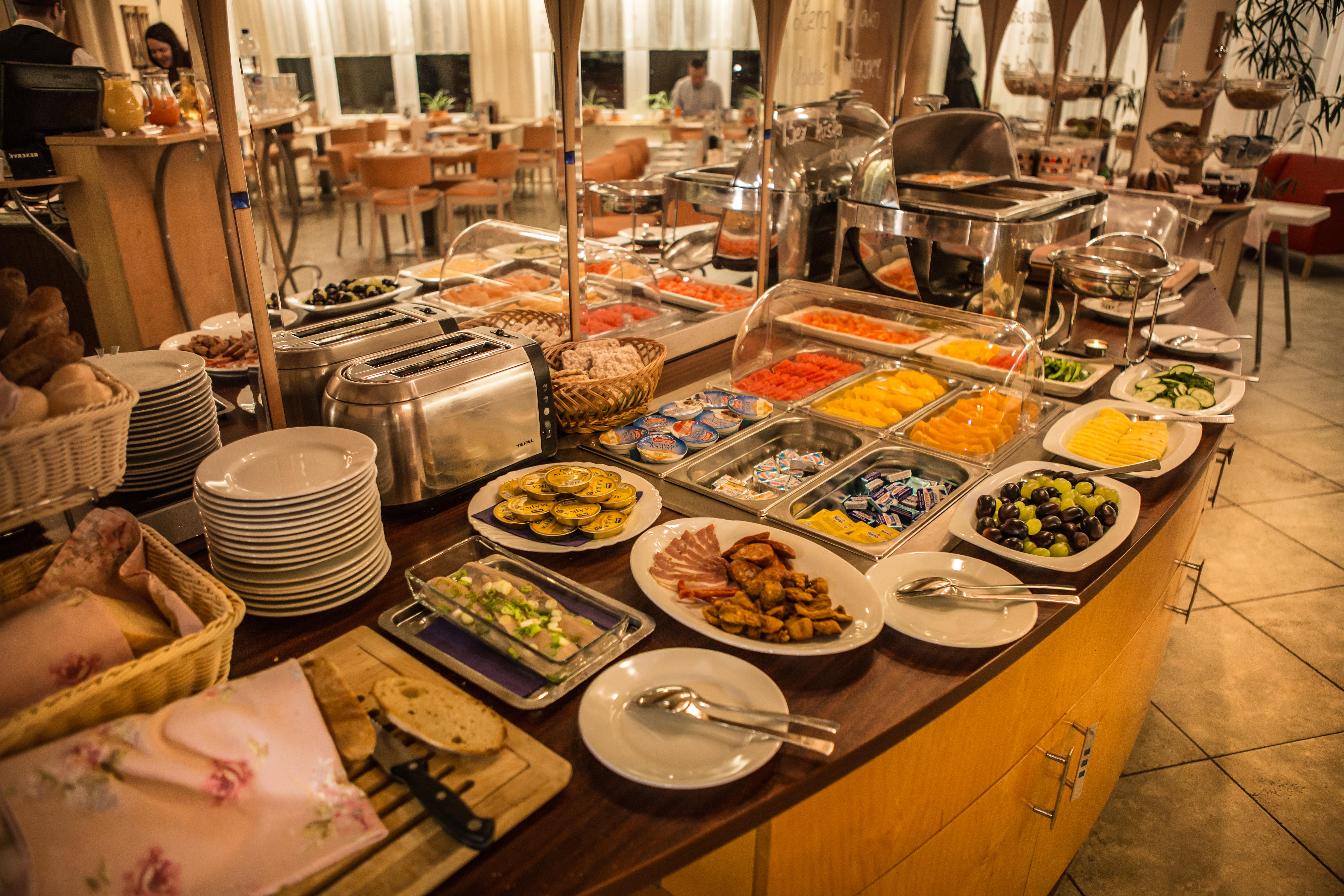 ברטיסלאבה Hotel Set מראה חיצוני תמונה