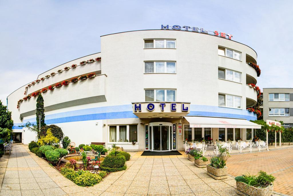 ברטיסלאבה Hotel Set מראה חיצוני תמונה